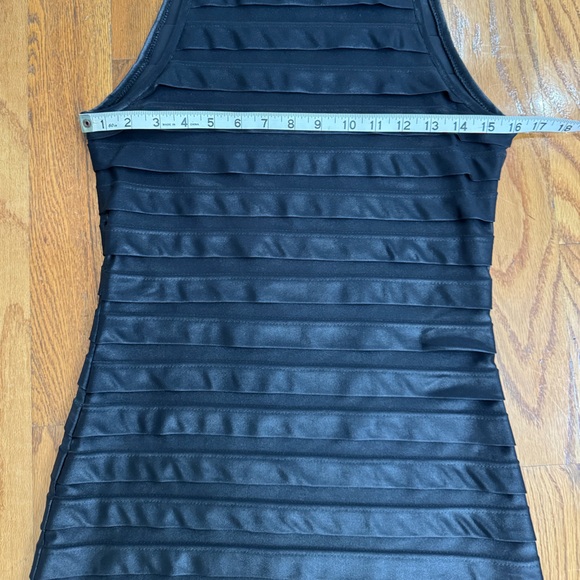 Sophia James (Black Milk) Black Bodycon Pleated Evening Cocktail Formal Dress - Picture 5 of 6